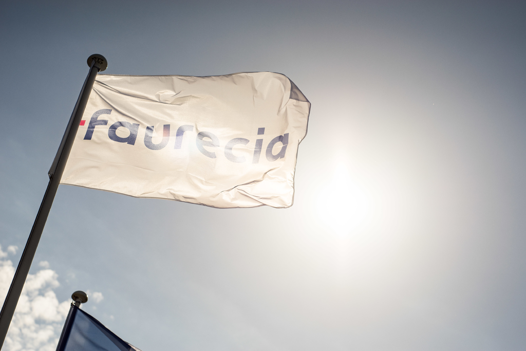 Bandera Faurecia